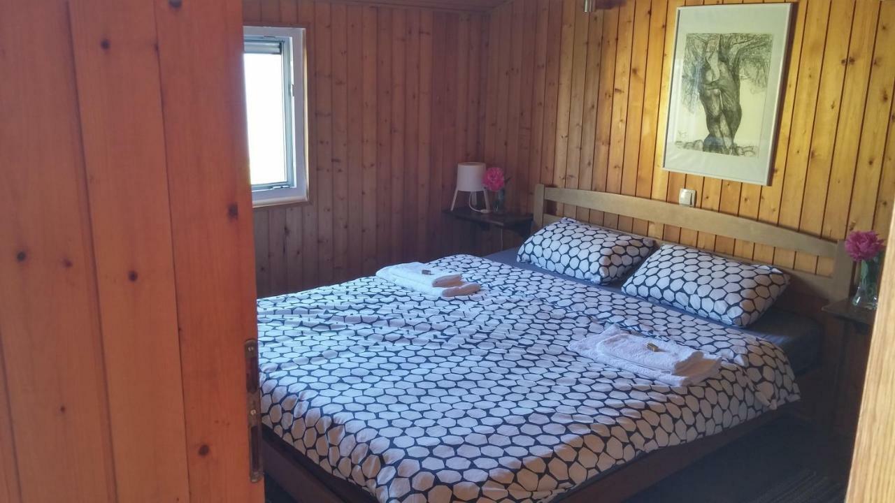 Apartman Joy Nin Extérieur photo
