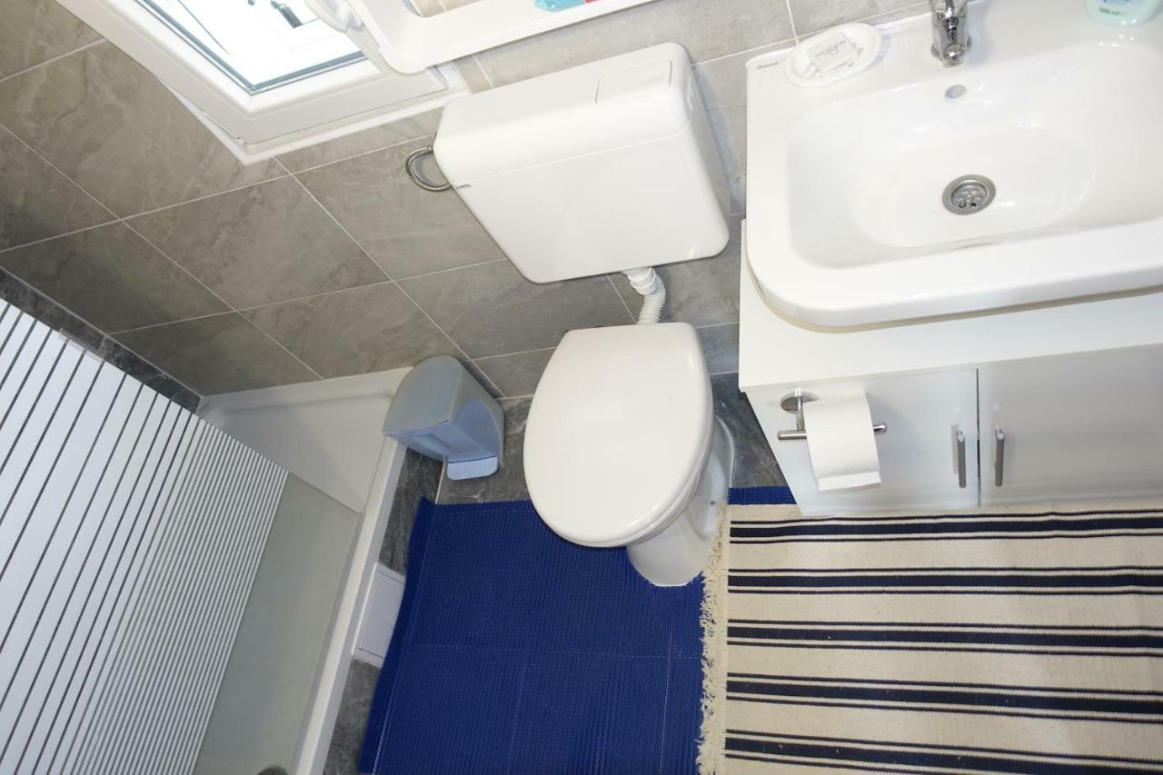 Apartman Joy Nin Extérieur photo