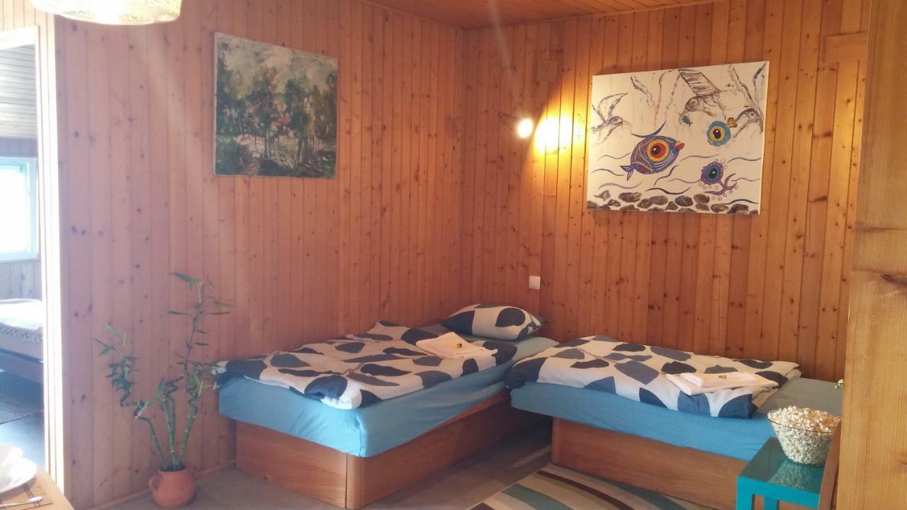 Apartman Joy Nin Extérieur photo